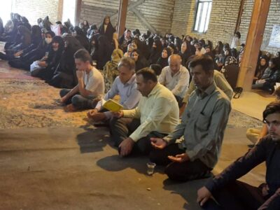 برگزاری دعای عرفه در بقعه متبرکه امامزاده شاه حمزه علیه السلام شهرستان چرام