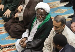 حضور شیخ ابراهیم زکزاکی در نماز جمعه تهران