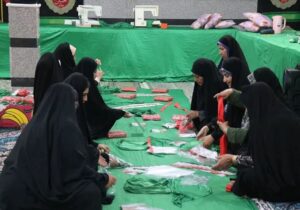 دوخت هشت هزار دست لباس همایش جهانی شیرخوارگان حسینی در گچساران آغاز شد