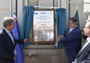 گام بلند دولت در توسعه انرژی‌های پاک؛ افتتاح نیروگاه خورشیدی ۳ مگاواتی در محلات