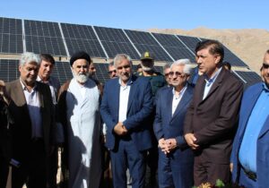 مرحله نخست نیروگاه ۴۰۰ کیلوواتی خورشیدی در اسفراین افتتاح شد