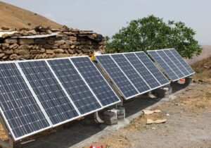 سیستان و بلوچستان زیر چتر «حمایتی» وزارت نیرو /احداث ۴ هزار و ۶۴ نیروگاه حمایتی در سیستان و بلوچستان/ درآمد ۵ میلیون تومانی نیروگاه داران خانگی از خورشید