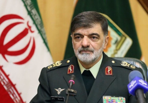 رادان: تأثیر حضور مردم در خیابان‌ها، کمتر از لانچرزن‌ها نیست