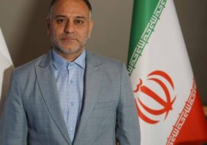 دکتر فرهاد باقری از نیروهای مسلح در جنگ رمضان قدردانی کرد و مردم را به  تداوم حضور گسترده در خیابان ها و میادین شهری برای حمایت از اقتدار ایران فراخواند