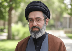 موافقت رهبر انقلاب با عفو و تخفیف مجازات ۲۰۰۰ محکوم قضایی