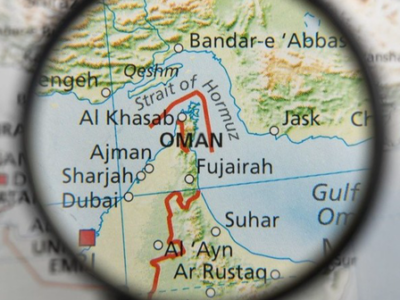 نهاد مدیریت آبراه خلیج فارس: شناورها فقط از مسیر مجاز تردد کنند
