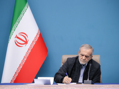 رئیس جمهور: خود را متعهد به اجرای رهنمودهای رهبر معظم انقلاب می‌دانیم