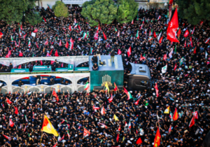 شمار تشییع‌کنندگان رهبر شهید در مشهد اعلام شد