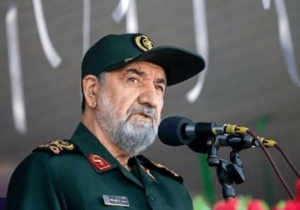 سرلشکر رضایی: بیانات رهبر انقلاب توطئه دشمنان را نقش بر آب کرد