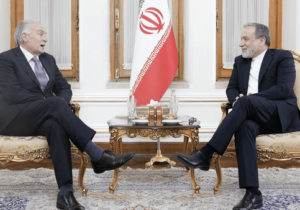 تأکید عراقچی بر استمرار حمایت ایران از مردم و  تمامیت ارضی لبنان