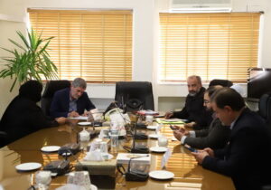 استاندار فارس: زمینه اشتغال در واحدهای تولیدی استان فراهم است
