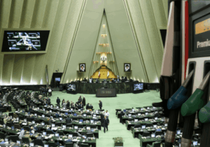 مصوبه بنزین زیر تیغ مجلس؛ از ابهام قانونی تا فشار معیشتی
