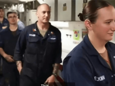 بالا زدن چاه توالت ناو آمریکایی