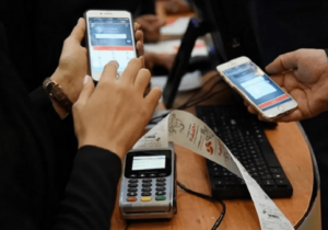 اختلال در موبایلبانک و اینترنتبانک ۴ بانک ادامه دارد